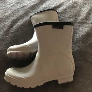 Rain boots